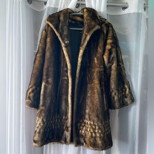 Luxurious Brown Faux Fur Coat, L / XL. Excellent condition